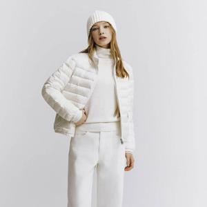 [지오다노]여자 374913 오리털 초경량패딩