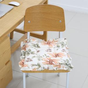 이솔홈 린넨 목련 레이스 끈 방석 학생방석