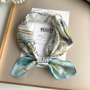 [루즈루나] 루스앙 빅토리아 왕실 민트 사각 간절기 스카프