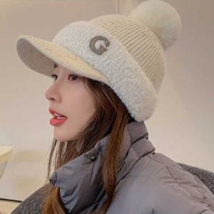 털모자 방한모 겨울모자 방울 스키장 골프 겨울 여성