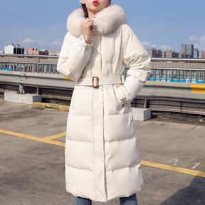 [드레스허그] 페아 스트랩 퍼후드 롱 패딩 자켓_231206_QE21