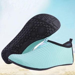 (이거찜)올여름 물놀이 핫템 온가족 아쿠아슈즈 (W8E34A2)