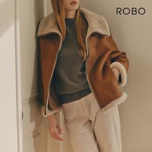 로보 24FW 스페인 리버시블 하이넥 집업 무스탕