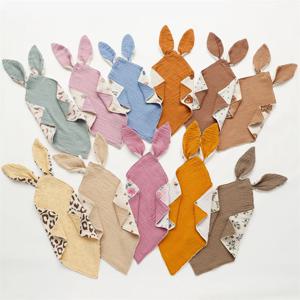 아기 면화 모슬린 이불 담요 부드러운 신생아 잠자는 장난감 귀여운 토끼 귀 아이 수면 진정 수건 Bibs 타액 수건