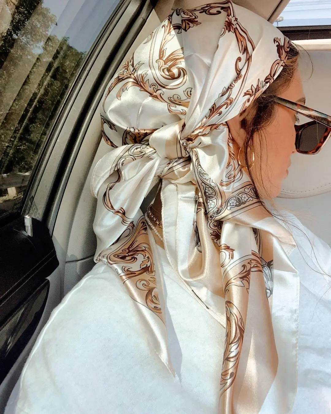 새틴 스퀘어 스카프 여성 이슬람 Hijab 우아한 2025 인쇄 실크 Neckerchief 목도리 랩 머리띠 핸들 헤어 액세서리 두건