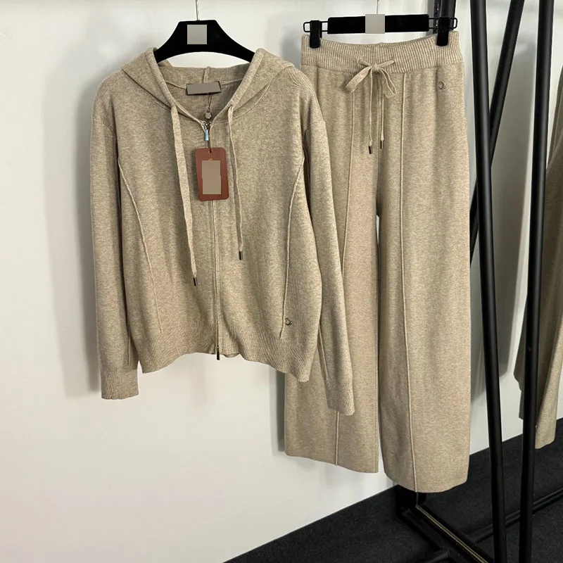 세련된 메탈 링 장식 니트 세트, 긴소매 후드 지퍼 니트 오픈 가디건 자켓과 롱 팬츠 여성 캐주얼웨어