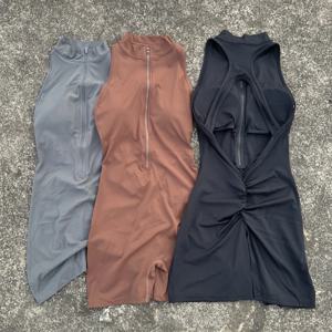 솔리드 컬러 스크런치 백 허리 타이트 요가 점프수트 반바지 세트 여성 지퍼 짐 스포츠웨어 피트니스 원피스 스포츠 슈트 운동복