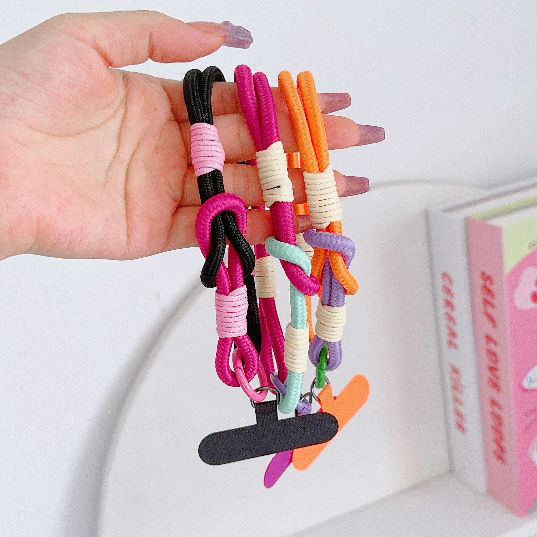 1개 DYM 및 업그레이드된 다기능 랜야드 휴대폰 범용 랜야드 손목 스트랩 짧은 로프 다목적 분실 방지 로프