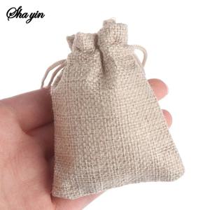 50PCS 13X18/10X15/9X12/7X9CM Drawstring 삼베 가방 황마 선물 DIY 결혼식 호의 선물 가방 포장 캔디 초콜릿 Jewery