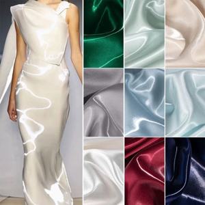 두꺼운 고급 리퀴드 새틴 원단 단색 광택 이브닝 드레스 무대 의상 배경 커튼 패션 실키 다마스크 공급