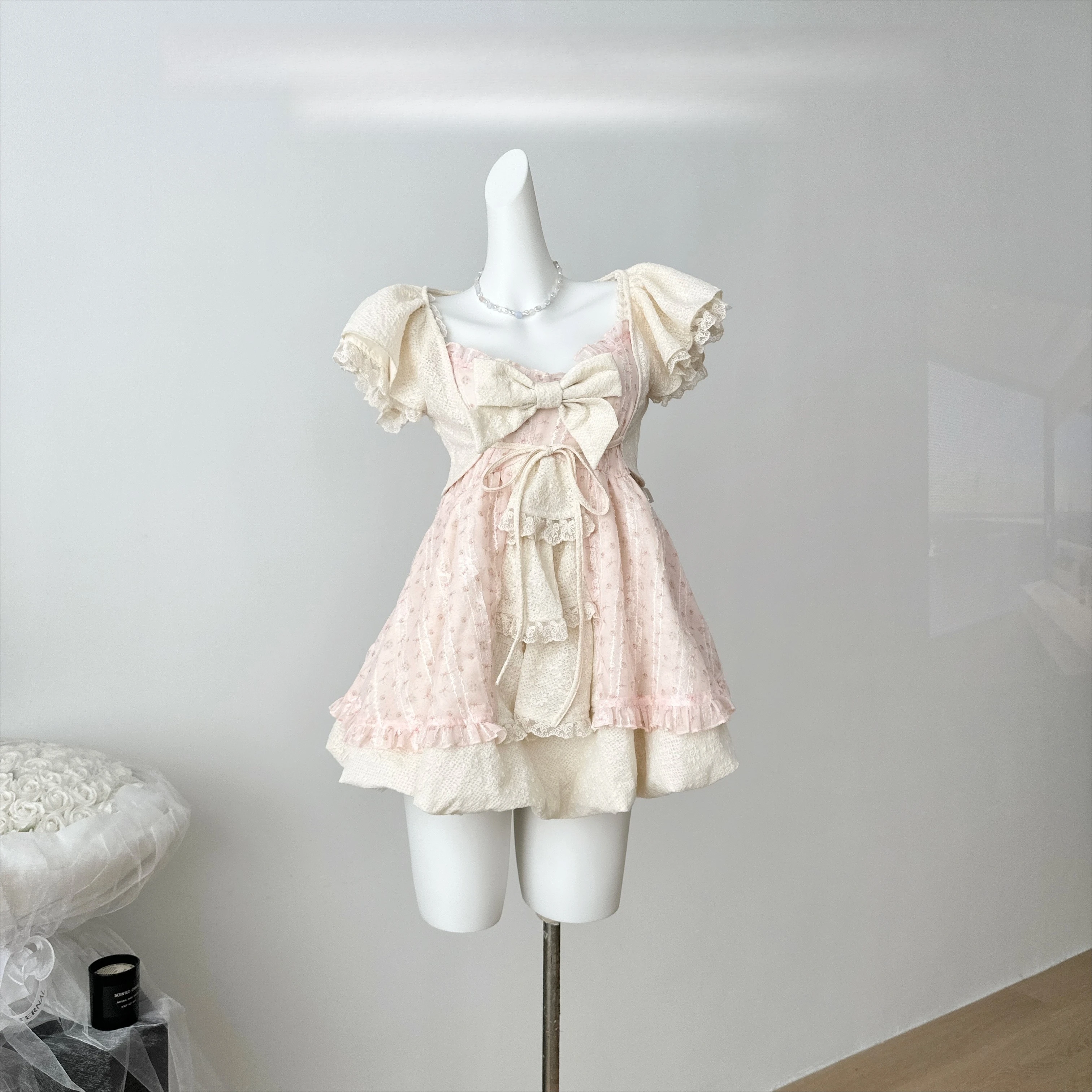 달콤한 로리타 보우 레이스 드레스 여성 퍼프 슬리브 프릴 계층화 된 스커트 공주 스타일 빈티지 Cottagecore Fairycore Kawaii 의상