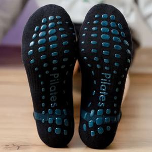 요가 양말 남성 여성 전문 실리콘 미끄럼 방지 필라테스 양말 대형 실내 바닥 체육관 피트니스 코튼 댄스 스포츠 양말