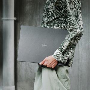 2025 LG전자 그램프로 코파일럿+PC 16Z90TS-GS56K 루나레이크 Ultra5 RAM 16GB SSD 256GB 윈도우11 탑재 노트북