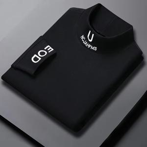 고퀄리티 긴팔 티셔츠 남성 반목폴라 상의 가을 겨울 신상 패션 개성 프린트 편안하고 캐주얼 스웨터