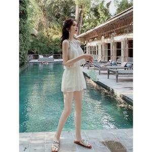 여성용 보수적인 원피스 수영복 가슴 패드 포함 온천 스타일 배 커버 슬리밍 디자인 휴가 패션