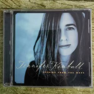 CD 제니퍼 킴볼 베어링 프롬 더 웨이브는 1998년 8월 18일에 발매되었으며, 그녀의 첫 번째 솔로 앨범으로, 그녀가 스토리에서 떠난 후에 출시되었습니다.