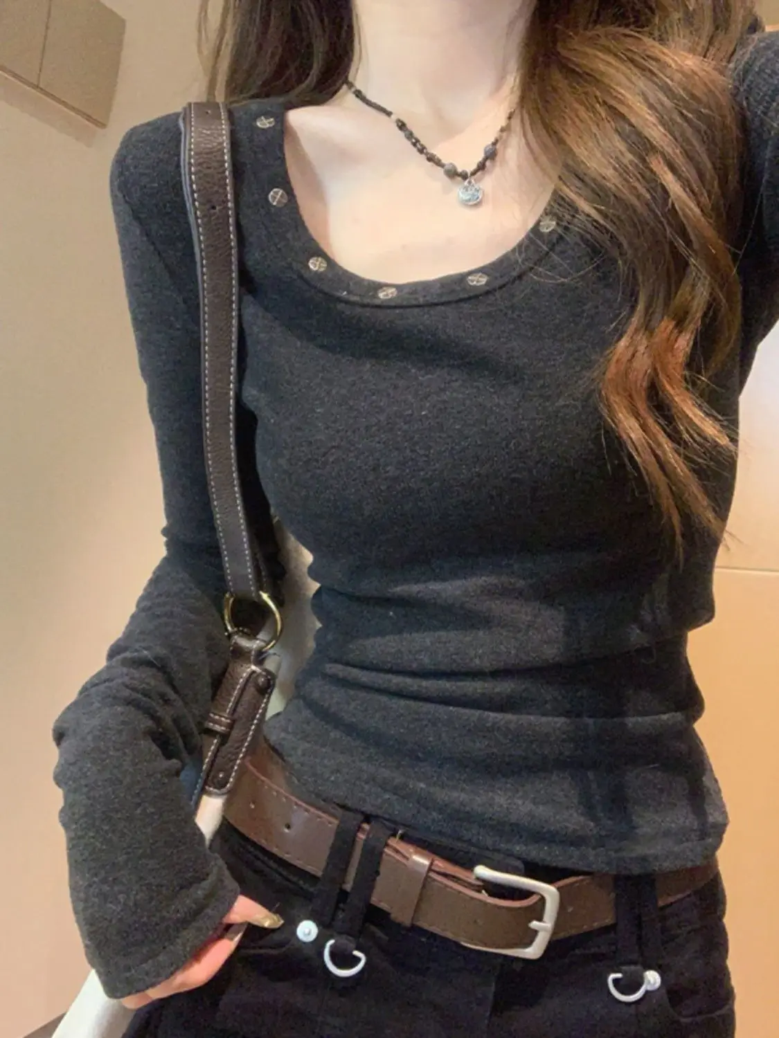 슬림핏 긴팔 티셔츠 여성용 봄 가을 숏 스타일 허리 조임 순면 베이스 레이어 핫걸 탑 아메리칸 스타일