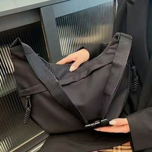 편리하고 다용도인 슬링백, 다양한 색상, 조절 가능한 스트랩, 가벼운 무게, 일상 사용, 야외 여행, 캐주얼, 기능성 가방