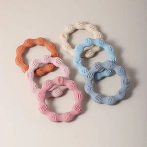 귀여운 아기 실리콘 반지 Teether 아기 구강 관리 젖니가 남 장난감 식품 학년 안전 실리콘 칫솔 Teether 장난감
