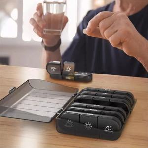 주간 21/3 칸 약통 약 정리함 검정 플라스틱 보관함 휴대용 약 케이스