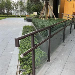 2Pcs 헤비 듀티 핸드레일 엔드 캡 쇼핑몰 사무실 건물 계단 난간 핸드레일 피팅용 밝은 마감 튜브 커버