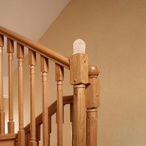 2개 나무 조각 계단 난간 장식 마감되지 않은 원형 기둥 캡 장식용 침대 기둥 커튼 봉 마감 장식 DIY 홈 데코
