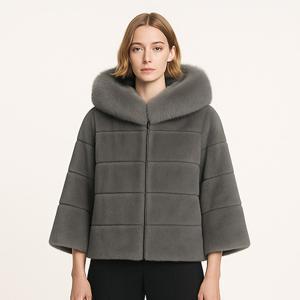 [최초가269,000]폭스 트림 호리젠탈 FUAX 밍크 후디드 자켓_SOJK251104