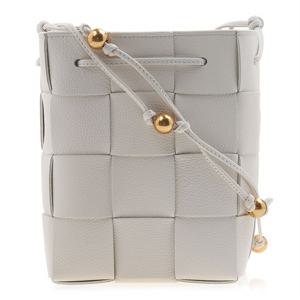 여성 인트레치아토 미니 버킷백 714606 VCP13 9009