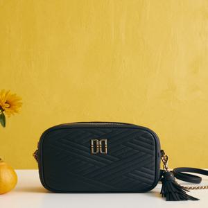 [CARLISLE] 블랙 칼라일 가죽 체인 크로스백 DCBA4F361