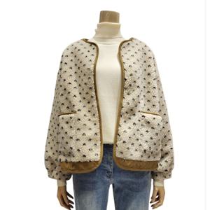 [롯데백화점]하트 양털 가디건 VB5ZCDM301Z