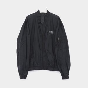 마르지엘라 MM6 살로몬 콜라보 넘버링로고 봄버 남성 자켓 SH0AM0056 M35418 900