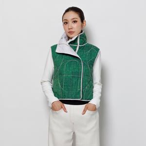 [최초가 312000원] 양면 데님라이크 패딩 숏 베스트 (AHWPVT82) 아이보리