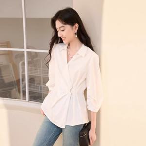 [브리치] 제로투올샵 / V넥 허리 프렌치 화이트 셔츠 여성 탑 디자인 슬림핏 흰색