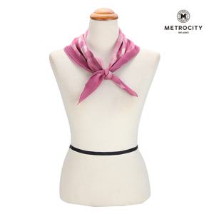 메트로시티 시티즈 주름 사각 스카프 MSFI-5405