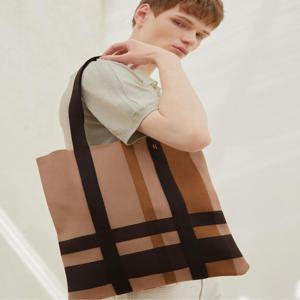 헤지스 액세서리 [[26SS]] HJBA6E011I3 [선물추천]베이지 체크 썸머 니트 플랩백