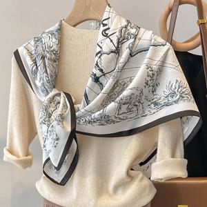 에밀리 스카프 여성 간절기 미니 방도 사각 쁘띠 머플러