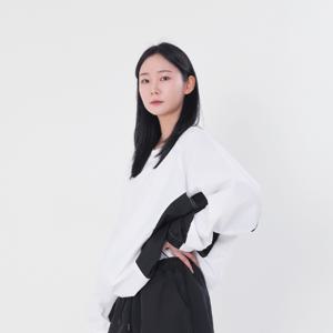 네오플레인 1+1 여성 나일론 라그랑 맨투맨 오버핏 바람막이 트레이닝복