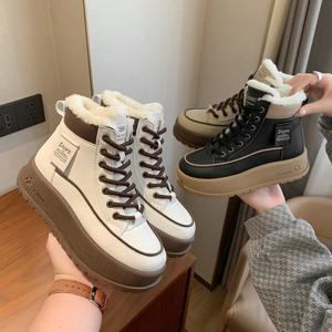 1+1여성 겨울 털부츠 통굽 하이탑 스노우부츠 키높이 방한 스니커즈