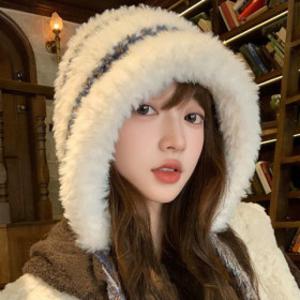 뽀송뽀송 귀달이 털모자 여성 겨울 니트 스트랩 끈 모자 귀여운 여자 겨울 방한 털모자 스키장 크리스마스