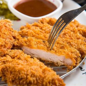 바삭돈 튀겨나온 통등심 돈까스 140g 2팩 / 치즈돈까스 두꺼운 수제 돈카츠 생과일 소스 골라담기