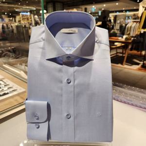 듀퐁셔츠 SE4FM21LS303SBU 24FW 컴포터블 순면 120수 와이드 카라 블루 슬림 핏 셔츠