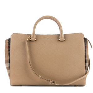 [버버리] 25SS (MD BANWELL MX 8084480) 여성 토트백