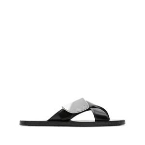 버버리 스트립 실드 가죽 슬라이더 샌들 8088046