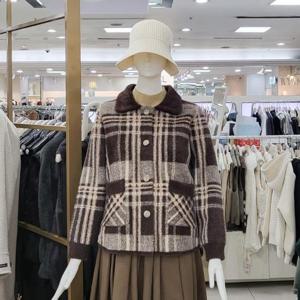 스테파니 DP01 체크패턴 퍼 니트 자켓 A24JK4417