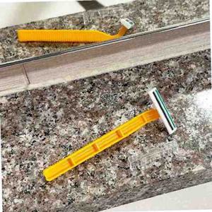 2중 일회용면도기 100개입 일반면도기 저자극면도기 2중날면도기 남자면도기 수염면도기