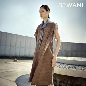 SJ와니 오블리크 플리츠 원피스 세트 [런칭 가격 139,900원]