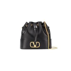 발렌티노 브이로고 시그니쳐 나파 체인 미니 버킷백 블랙 P0T83HPF0NO