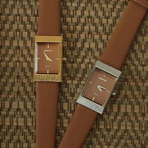 20대 여성 가죽 손목 시계 브랜드 그리드 탠