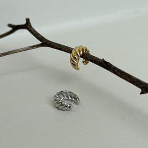 [엠던] 남여 데일리 주름 볼륨 미니 이어커프 귀찌