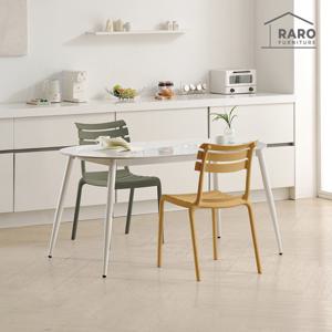 라로퍼니처 앨르 1500 유광 타원 포세린 통 세라믹 4인 식탁 세트 (식탁+의자2)